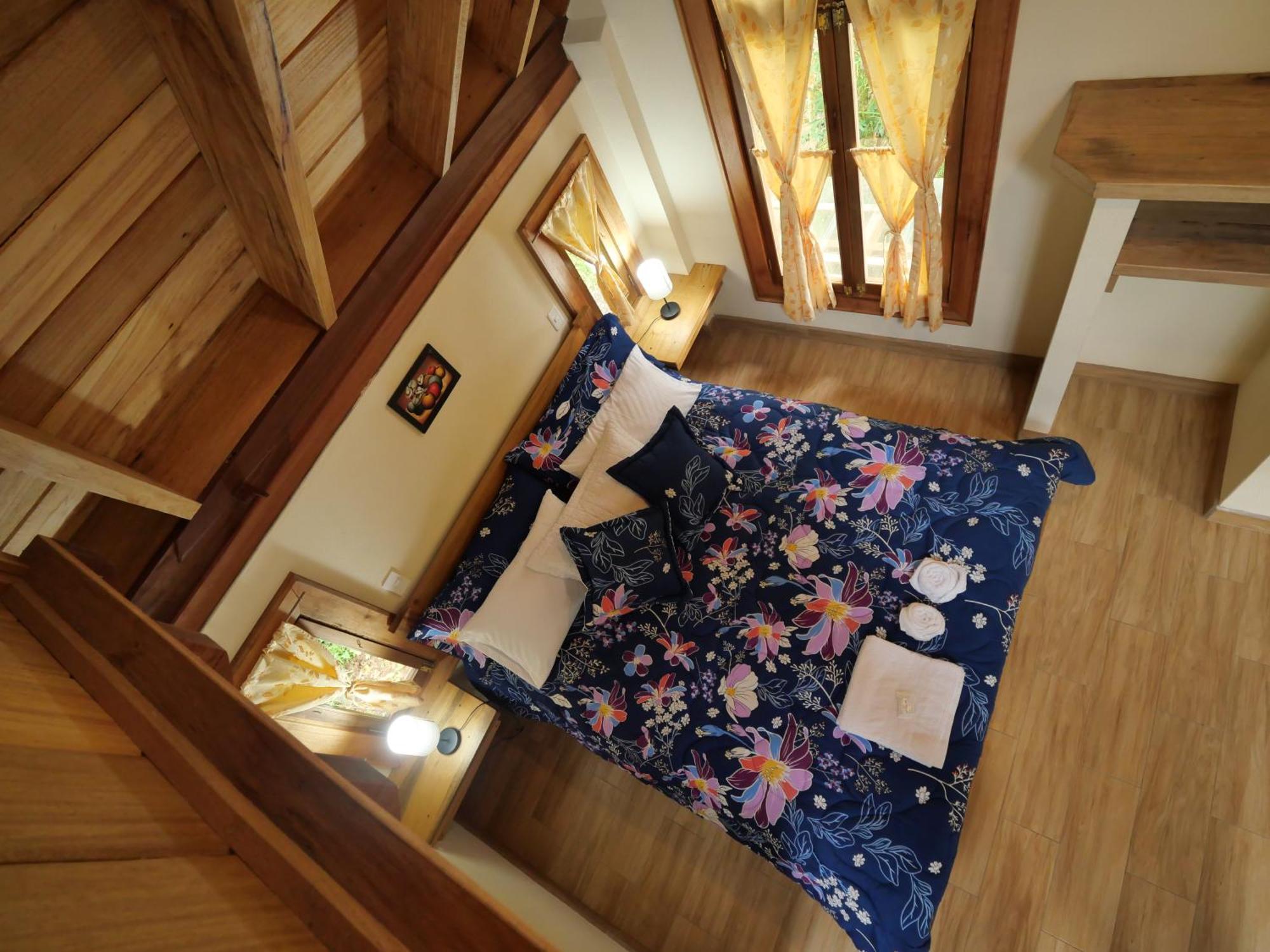 Casa Del Rio En Mindo Bed and Breakfast Exteriör bild