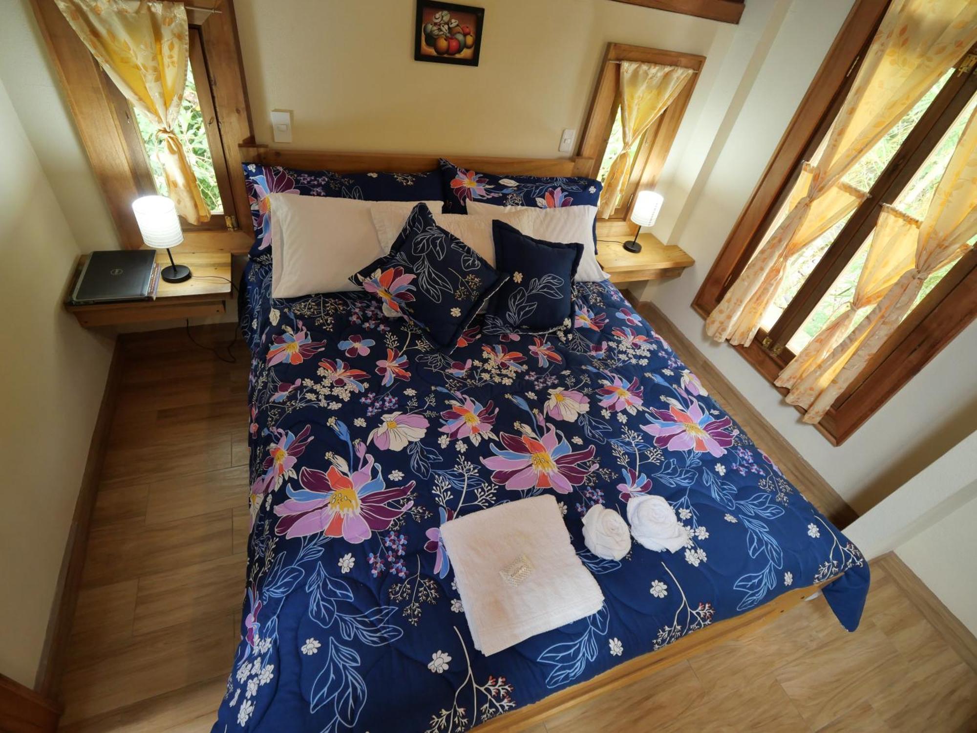 Casa Del Rio En Mindo Bed and Breakfast Exteriör bild